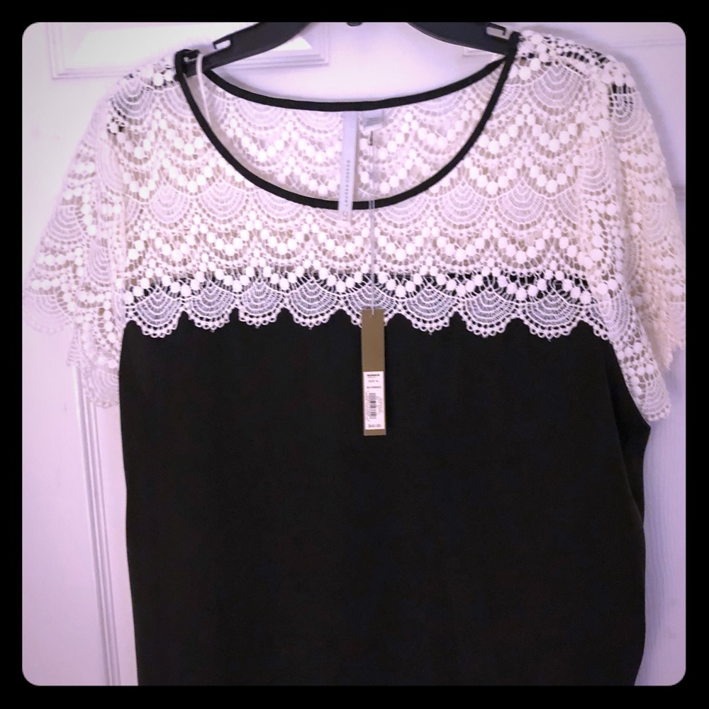 Lauren Conrad Black and white blouse